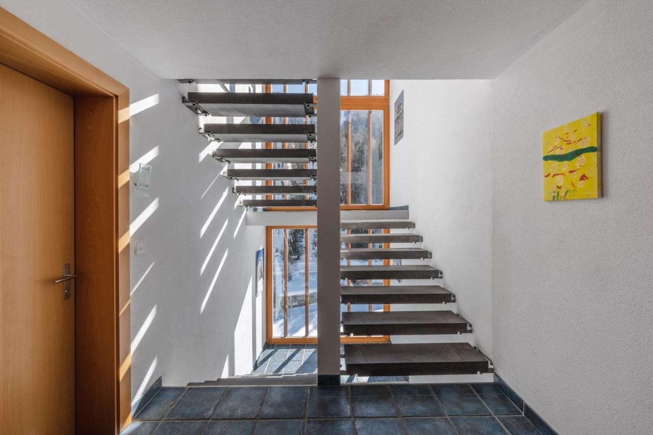 Jil-Marie Samnaun Studiowohnung Nummer 3 المظهر الخارجي الصورة